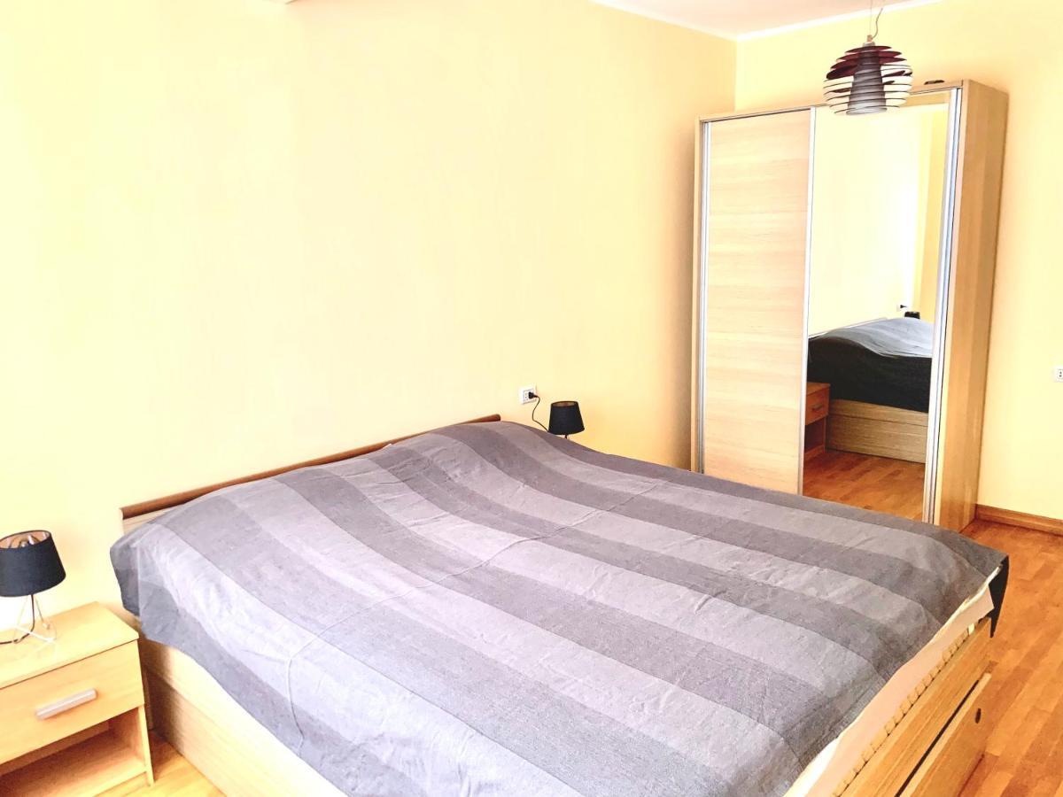 Apartment Amiryan Yerevan Bagian luar foto