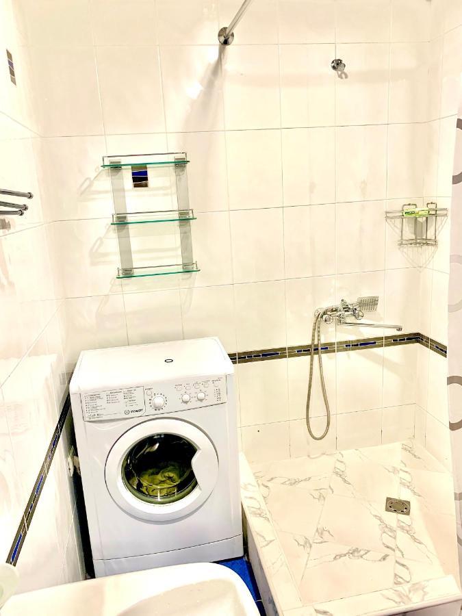 Apartment Amiryan Yerevan Bagian luar foto